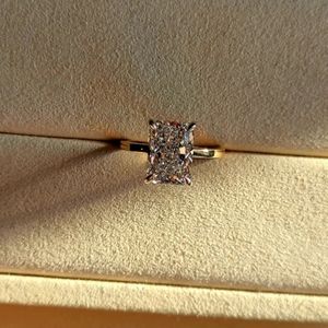 Solid 14k gold 3.5ct F VS2 lab radiant diamond ring with  Hidden halo lab diamon